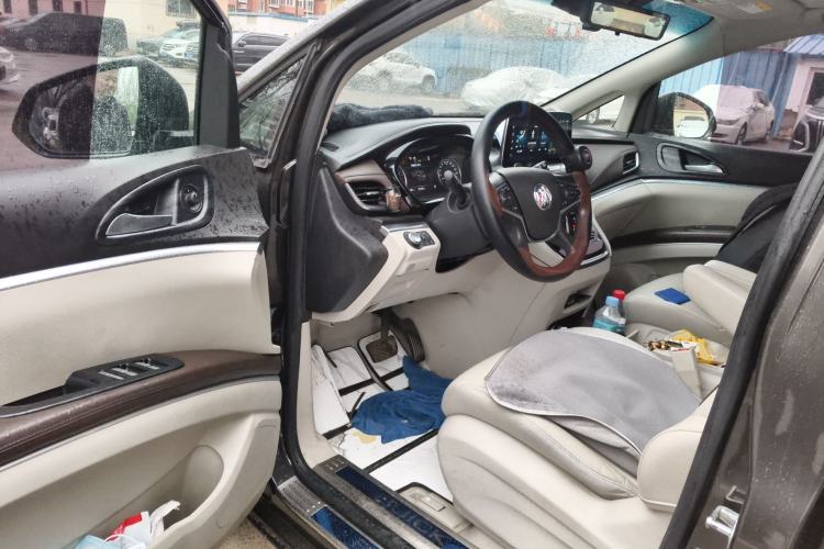 Used Buick GL8 2021 Land Cruiser Executive 652T Premium Model Driver Seat