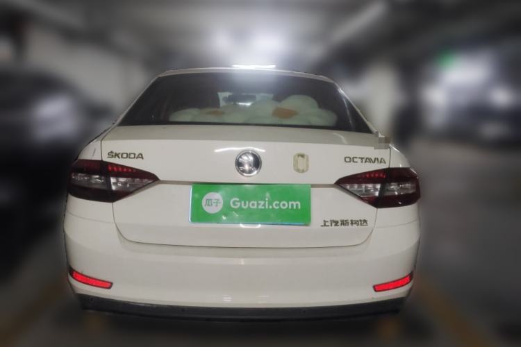 Used Skoda Octavia 2018 1.6L Automatic Comfort Edition Rear