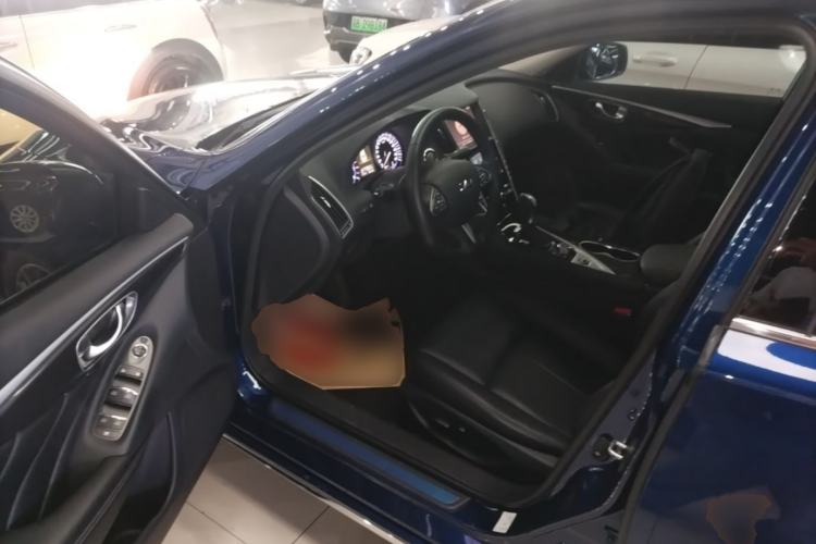 Used Infiniti Q50L 2016 2.0T Comfort Edition
