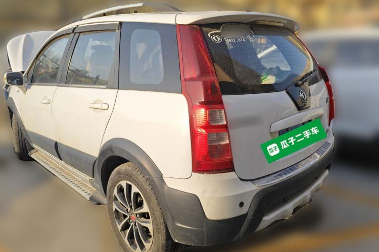 Used FORTHING Joyear X5 2013 1.6L Manual Luxury Model China IV Standard