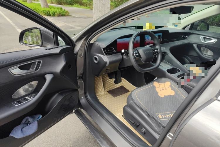 Used Roewe D7 2023 DMH 125km Excellence Edition
