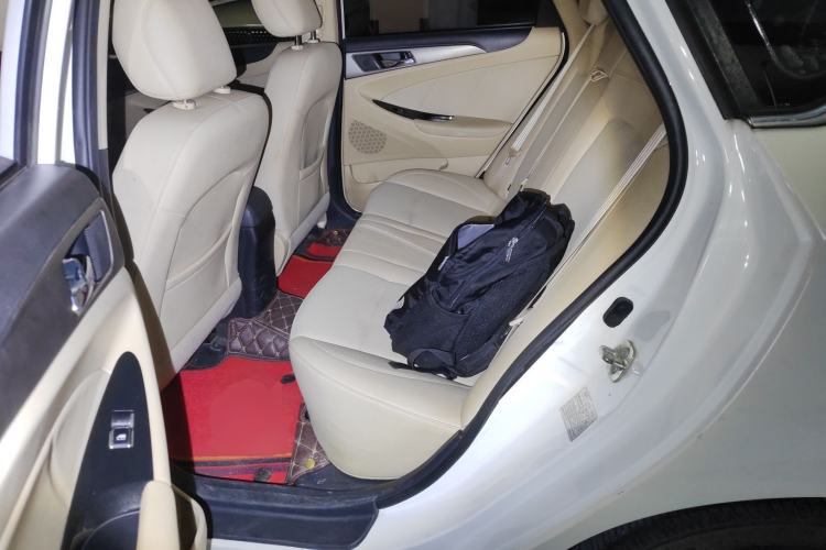 Used Changan Eado 2016 1.6L Manual Fashion Edition
