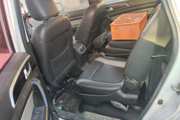 Used HYOSOW H3 2015 1.5L manual luxury version
