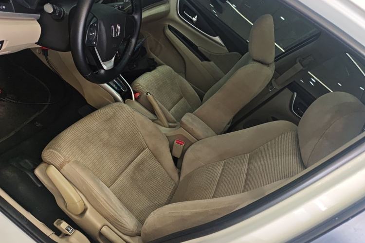 Used Honda Crider 2016 1.8L CVT Luxury Edition
