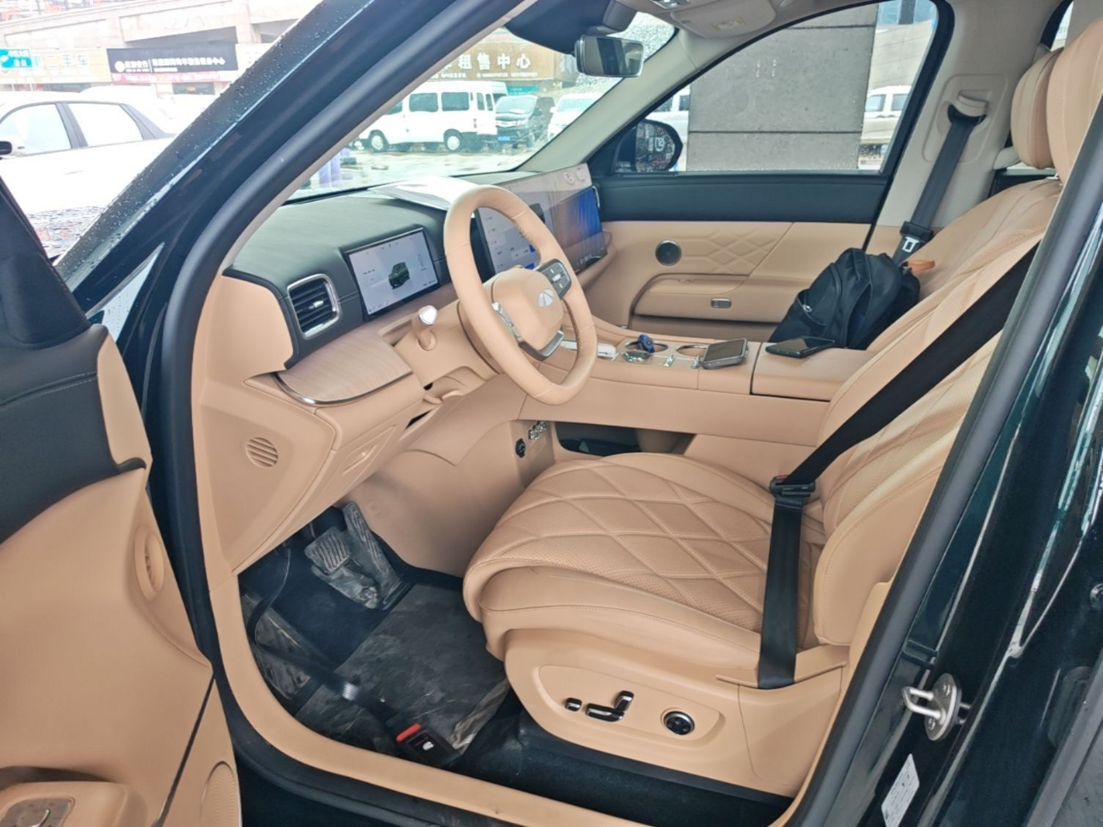 Interior delantero