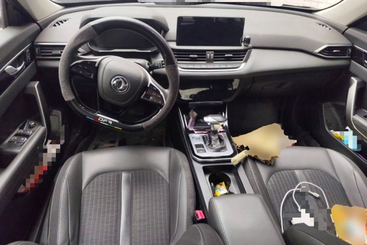 Used Dongfeng Aeolus Yixuan 2020 230T Automatic Advanced Edition Center Console