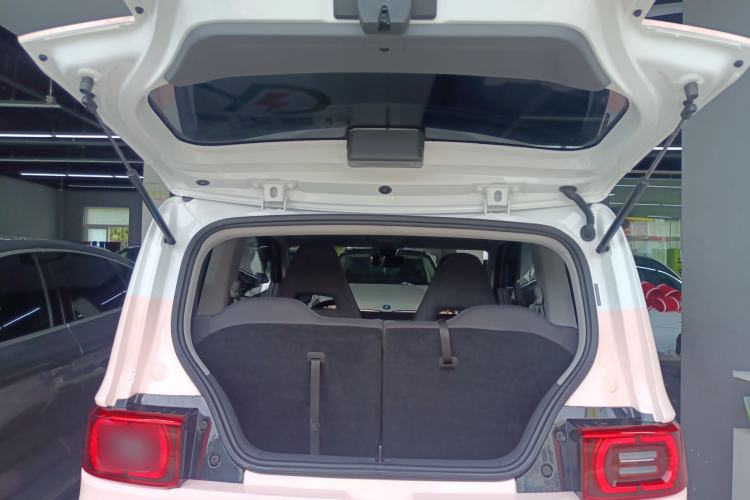 Used Wuling Hongguang MINIEV 2022 Macaron Premium Model – Lithium Iron Phosphate Trunk