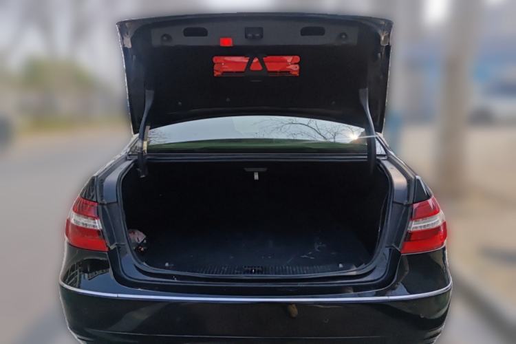 Used Mercedes-Benz E-Class 2013 E 260 L CGI Elegant Model