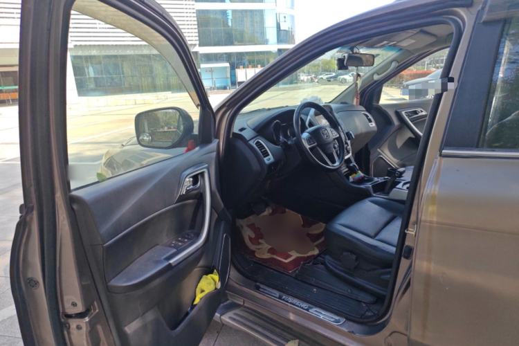 Used JMC Yusheng S350 2013 2.4T Automatic 2WD Diesel Luxury Edition 5 Seats Driver Seat