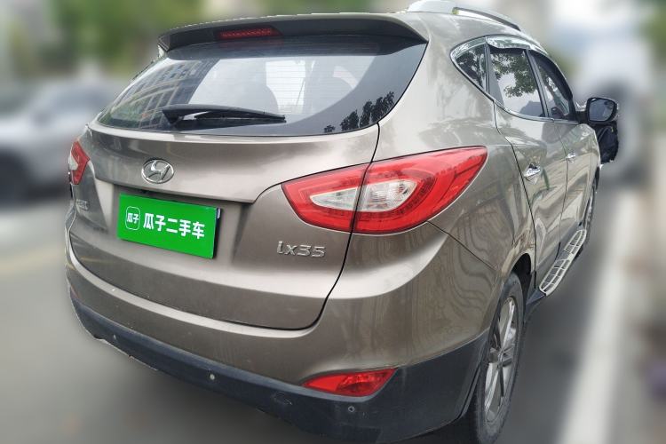 Used Hyundai ix35 2013 2.0L Automatic Two-Wheel Drive Smart GLS China IV Standard Rear Right 45 Deg