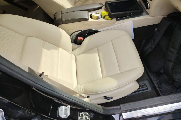 Used Mercedes-Benz GLK-Class 2014 GLK 260 4MATIC Dynamic Model