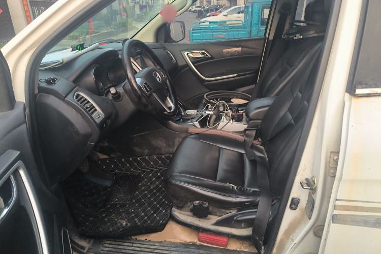 Used JMC Yusheng S350 2013 2.4T Automatic 2WD Diesel Luxury Edition 5 Seats