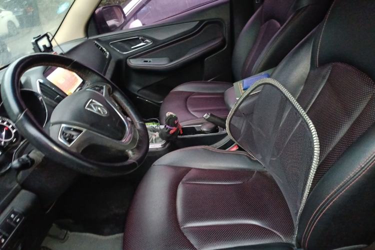 Used Baojun 560 2015 1.8L manual luxury version