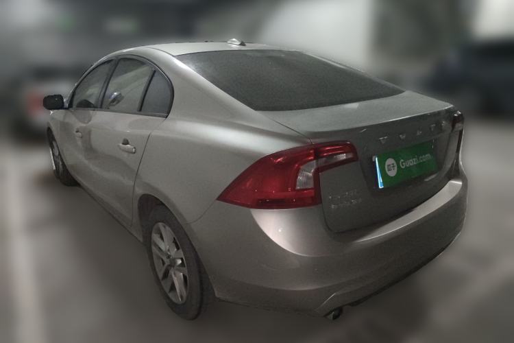 Used Volvo S60 2015 S60L 2.0T Smart Drive Edition
