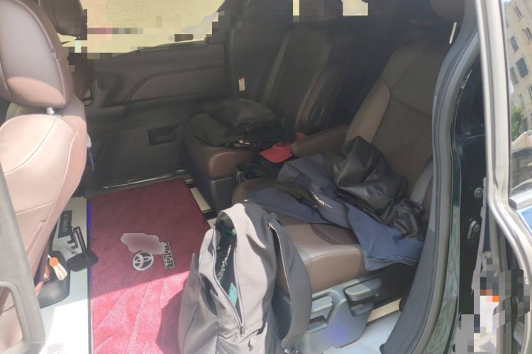 Used Toyota Granvia 2024 2.5L Hybrid Prestige PLUS Four-Wheel Drive Version
