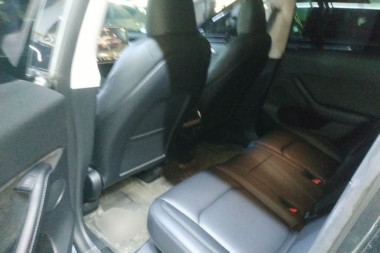 Used Tesla Model Y 2024 Rear-Wheel-Drive Version