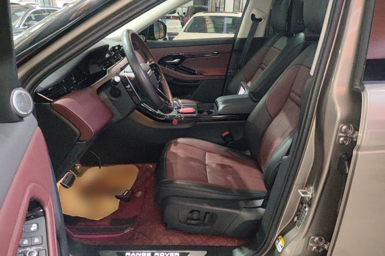 Used Land Rover Range Evoque 2024 Aurora L 249 PS Glowing Limited Edition Left Front Seat