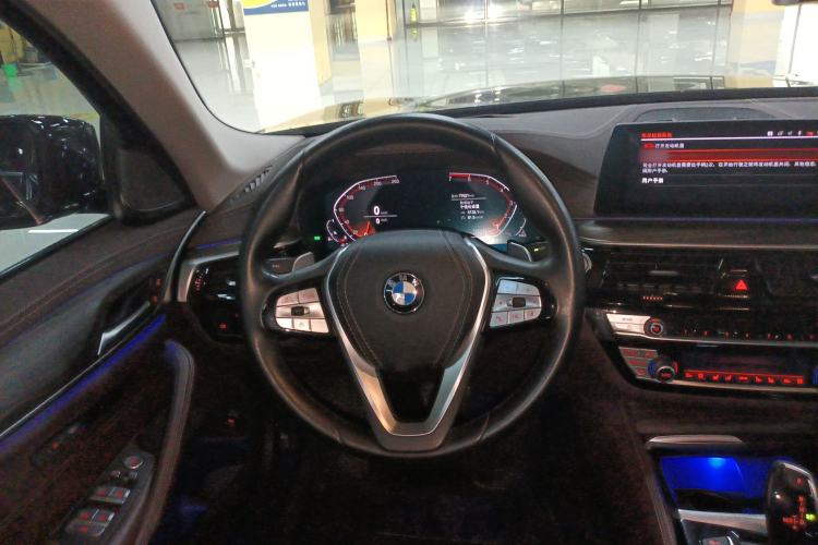 Used BMW 5 Series 2020 530Li Luxury Edition Premium Package Steering Wheel