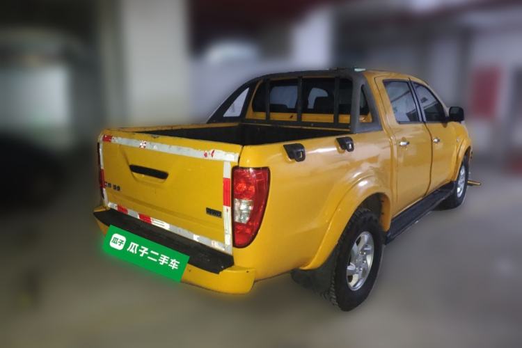 Used JMC Yuhu 7 2016 2.4L Four-Wheel Drive Luxury Version 4G69
