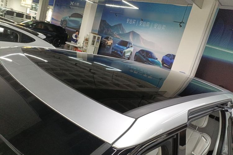 Used XPeng X9 2024 702 Ultra-Long Range Pro Roof