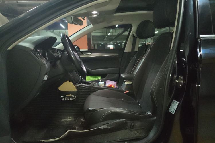 Used Volkswagen Magotan 2020 380TSI DSG Luxury Version Left Front Seat