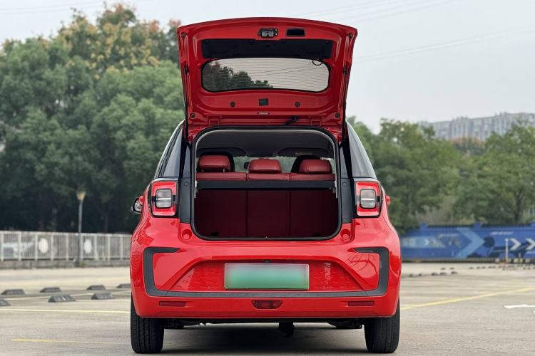 Used SOL E10X 2021 302 km Range Fashion Edition 31.4 kWh
