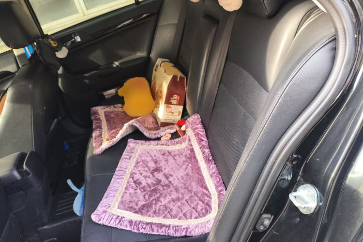 Used Mitsubishi Lancer EX 2012 Chasing Edition 1.8L Manual Luxury Model
