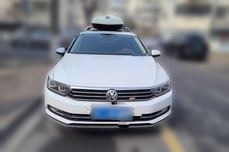 Used Volkswagen Variant 2018 380TSI Two-Wheel Drive Comfort Edition