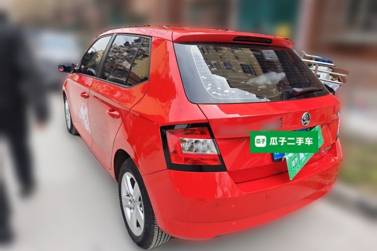 Used Skoda Fabia 2017 1.4L Automatic Car Enjoy Edition
