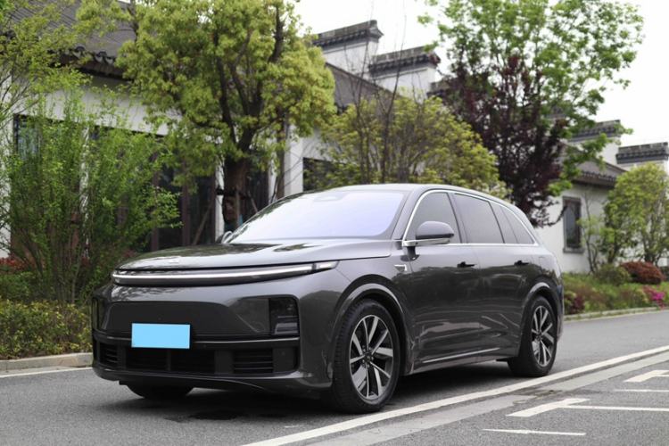 Used Li Auto L7 2023 Pro Model Exterior 3