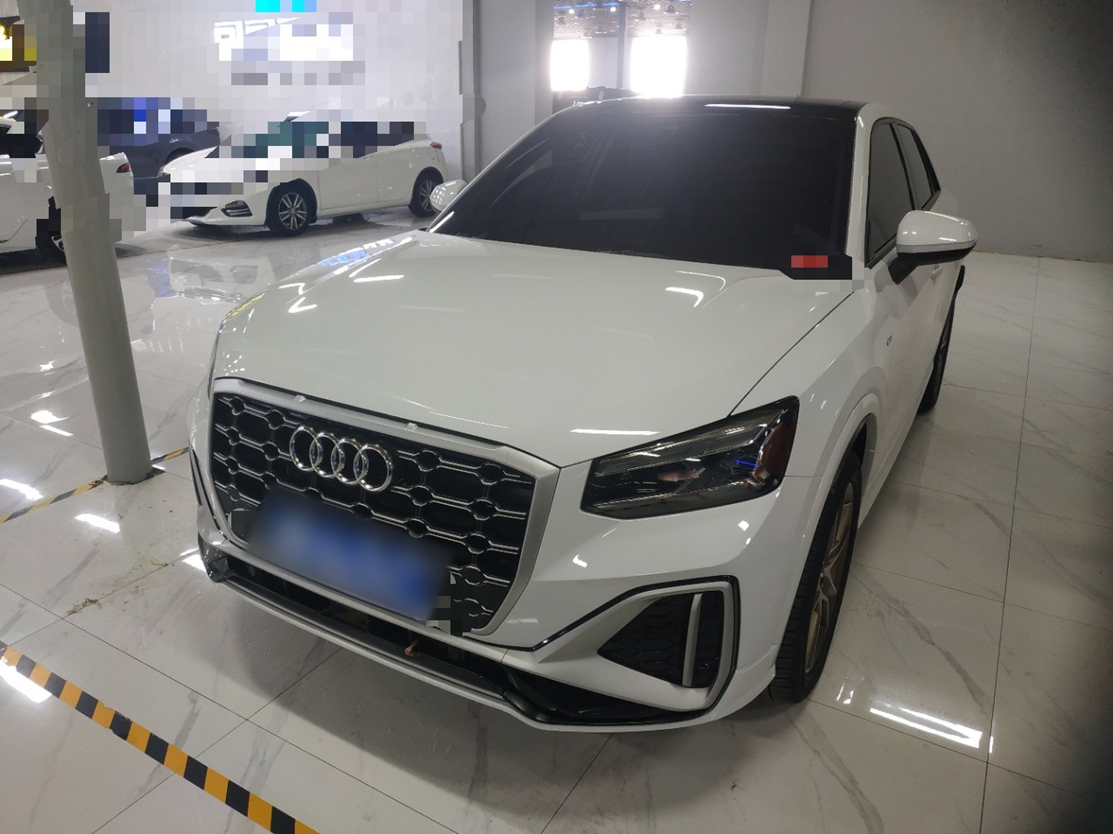 Под передней частью автомобиля