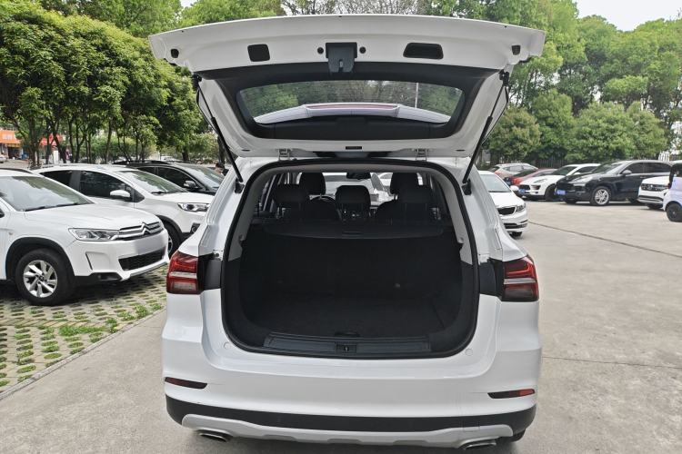 Used Roewe RX5 2019 20T Two-Wheel Drive Automatic Ali Smart Connectivity Platinum Edition Trunk