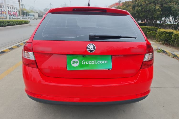 Used Skoda Rapid Spaceback 2016 Revised Version 1.6L Manual Front-Drive Edition