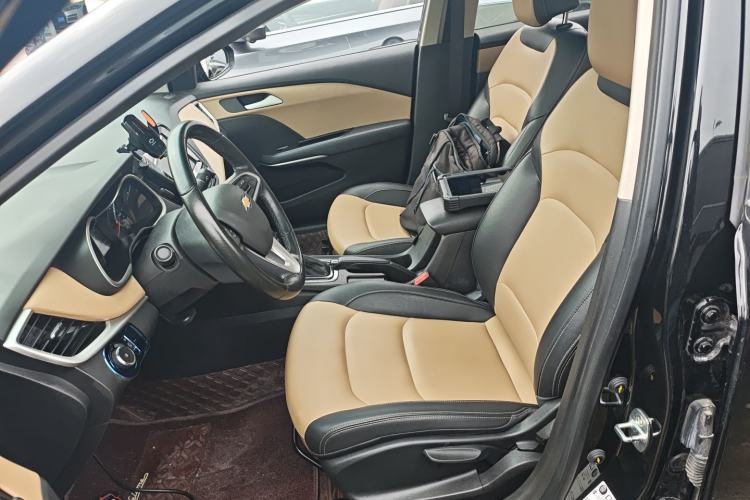 Used Chevrolet Monza 2020 320 Automatic Enjoyment Edition Left Front Seat