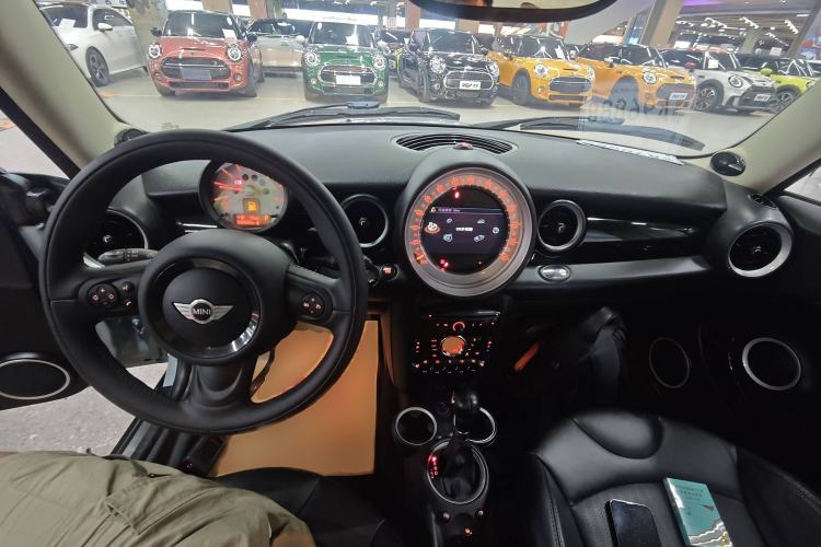 Used MINI MINI 2011 1.6L COOPER Excitement