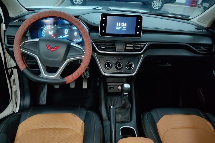 Used Wuling Hongguang S3 2019 1.5L Manual Comfort Model China VI Standard