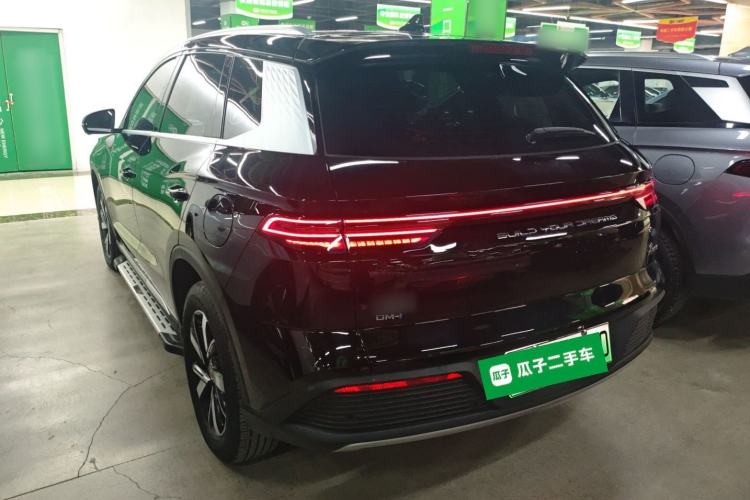 Used BYD Song Pro New Energy 2024 HONOR Edition DM-i 71KM Navigation Model
