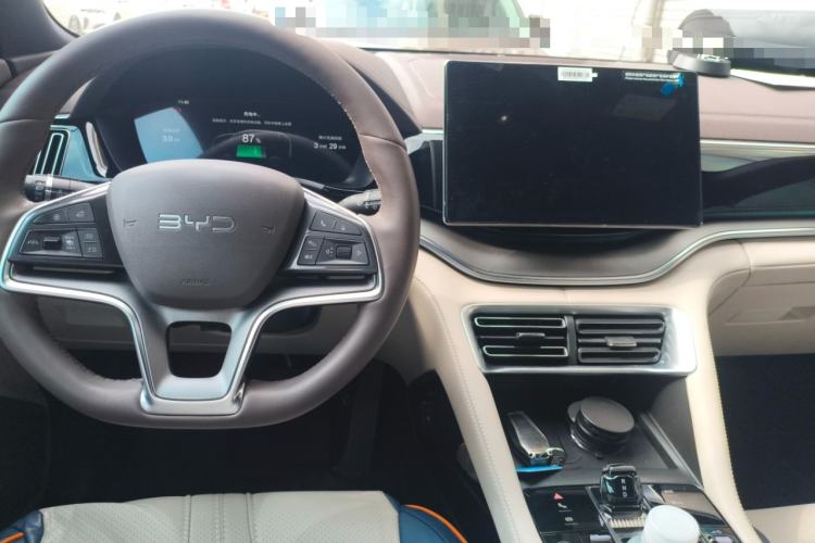 Used BYD Song PLUS New Energy 2025 EV 520km Premium Version Center Console