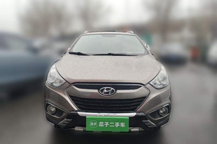 Used Hyundai ix35 2012 2.0L Automatic Two-Wheel Drive New Edition GL Front
