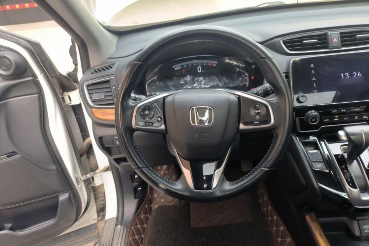 Used Honda CR-V 2017 240TURBO CVT Front-Wheel Drive Fashion Edition
