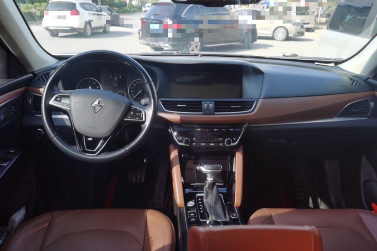 Used BORGWARD BX7 2016 28T Two-Wheel Drive Luxury Version 5 Seats
