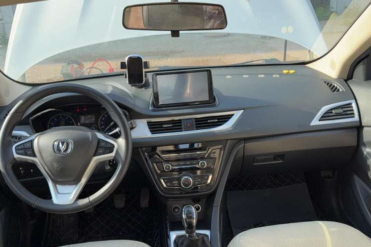 Used Changan Alsvin V7 2016 1.0T Manual Jingchi Elite Model
