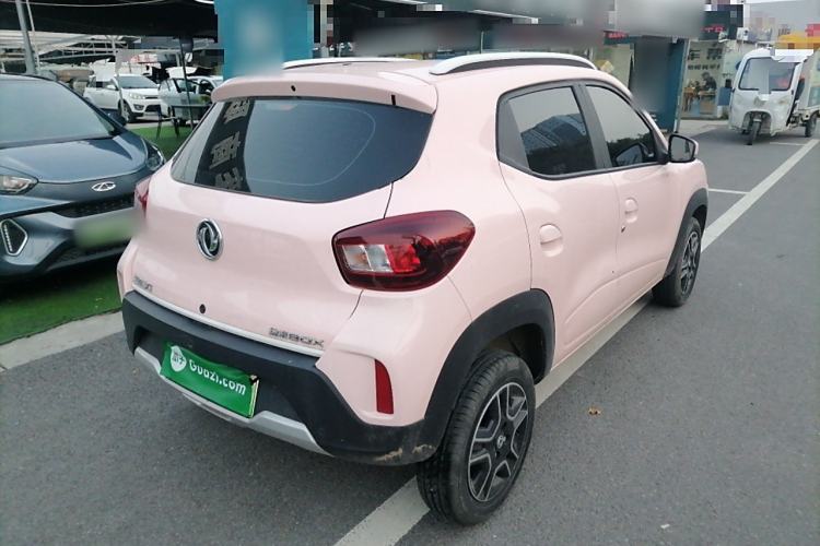 Used Dongfeng NAMMI BOX 2022 Revised Light Wind Edition 201 km Standard Version
