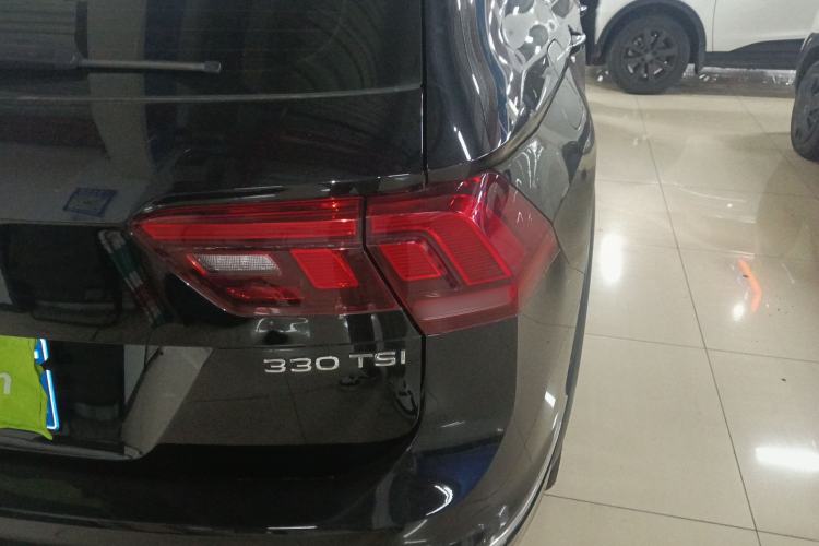 Used Volkswagen Tiguan L 2021 330TSI Automatic Two-Wheel Drive R-Line Enhanced Edition Right Rear Taillight