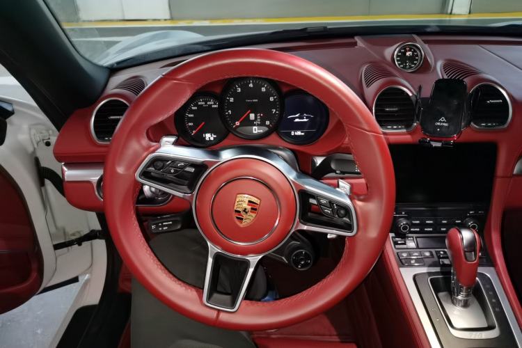 Used Porsche 718 2022 Boxster 2.0T
