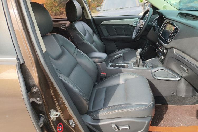 Used Geely Auto Vision X6 2016 1.8L Manual Luxury Model
