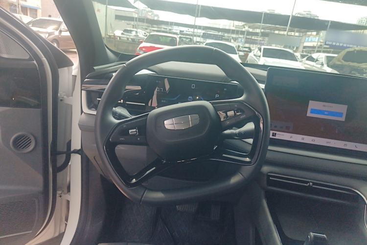 Used Geely Auto Emgrand X7 Sport 2026 Model 1.5TD Aspirational Steering Wheel