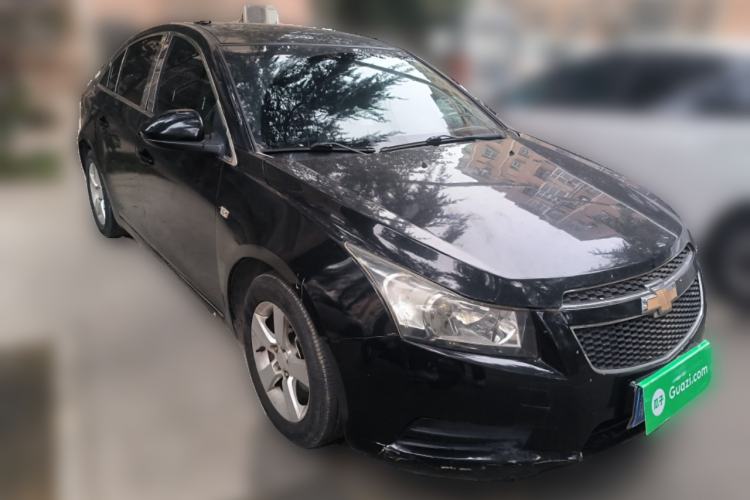 Used Chevrolet Cruze 2012 1.6L SL Grand Edition Manual Transmission Front Right 45 Deg