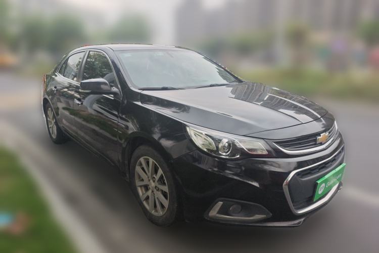 Used Chevrolet Malibu 2017 1.5T Automatic Luxury Edition Front Right 45 Deg