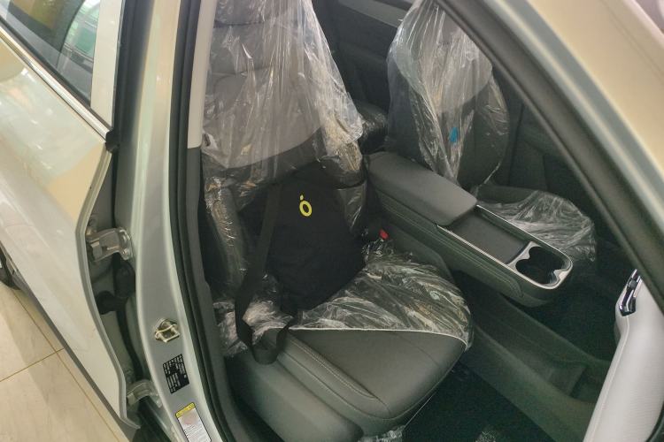 Used Bestune Yueyi 03 2025 445km Joyful Edition Right Front Seat